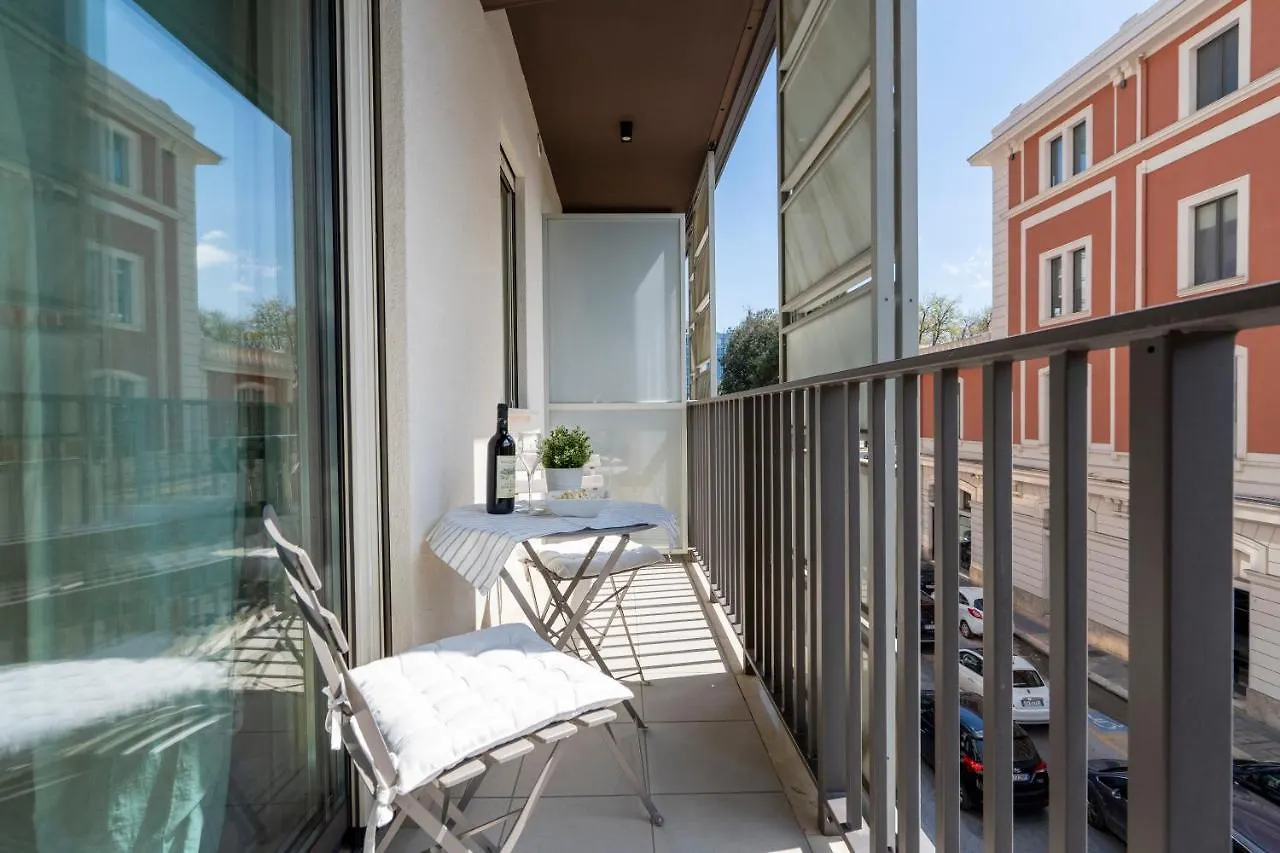 شقة Twelve12 - Universita & Stazione Aparment باري إيطاليا