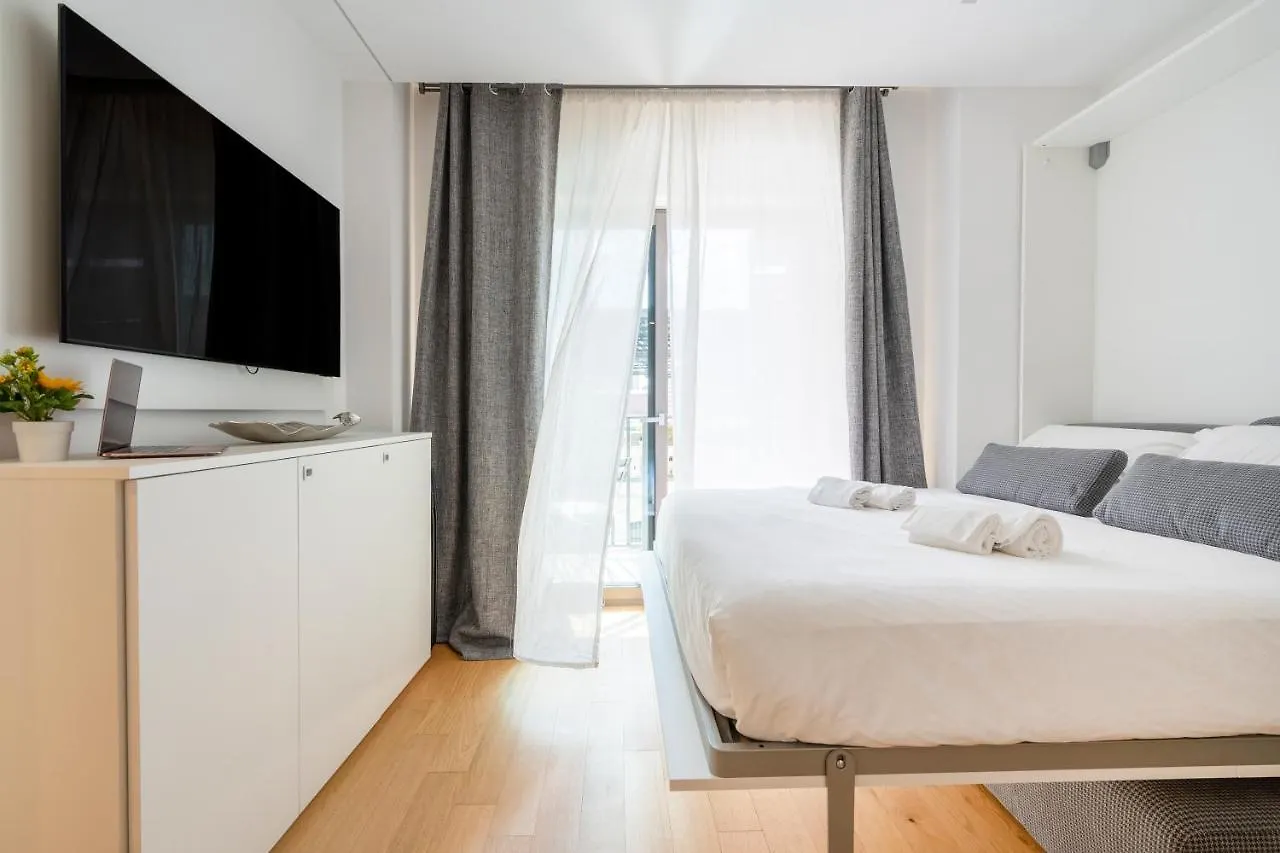 Twelve12 - Universita & Stazione Aparment 巴里 公寓