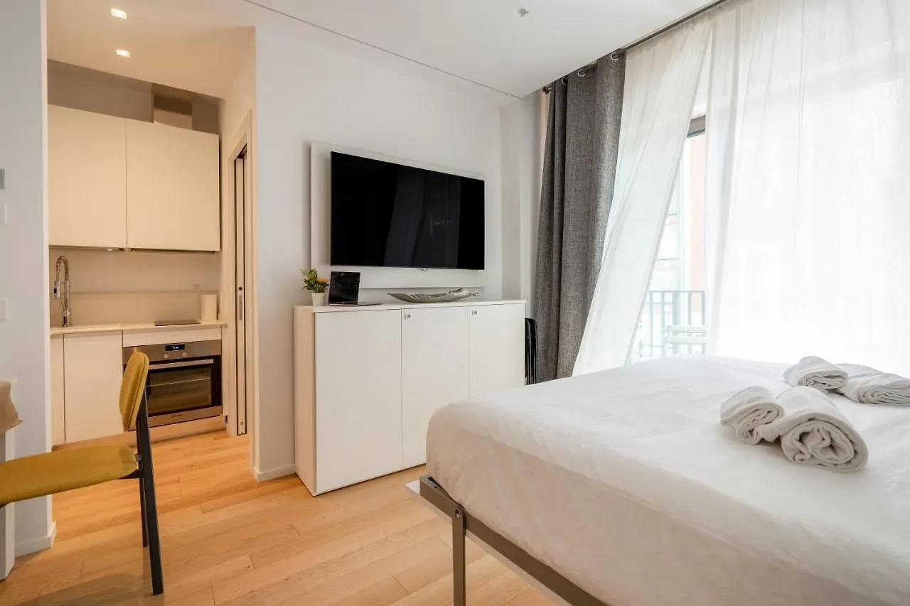 Twelve12 - Universita & Stazione Aparment 巴里 公寓